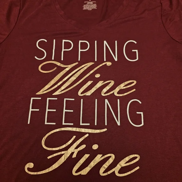 Apt. 9 Burgundy Graphic Tee - Sipping Wine Feeling Fine Size L - Picture 4 of 6